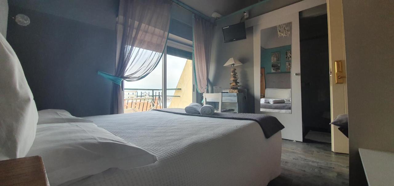 Hotel Zia Piera Chiavari Luaran gambar