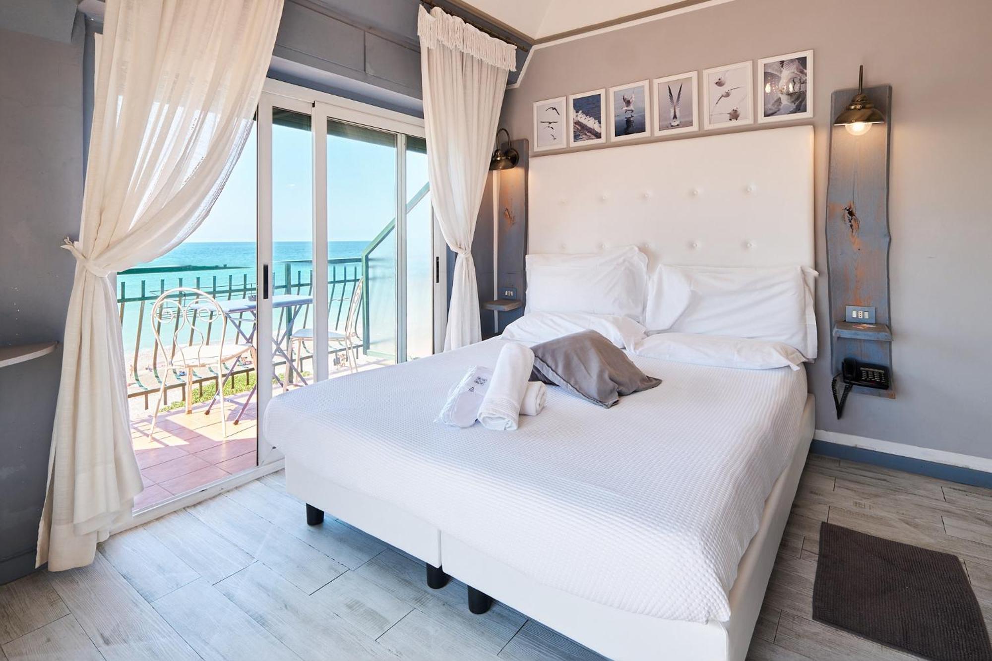 Hotel Zia Piera Chiavari Luaran gambar