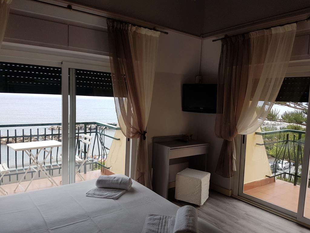 Hotel Zia Piera Chiavari Luaran gambar